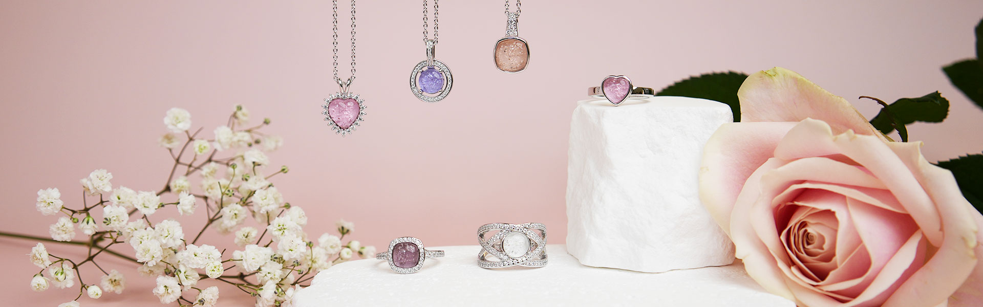 Fine Ashes Jewellery - Handcrafted Memorial Jewellery with Murano Glass